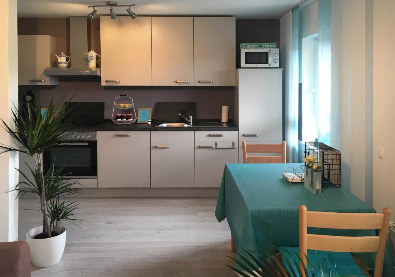 Ferienwohnung Im Paradies Momlingen Exterior foto