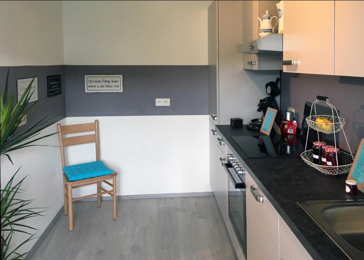 Ferienwohnung Im Paradies Momlingen Exterior foto