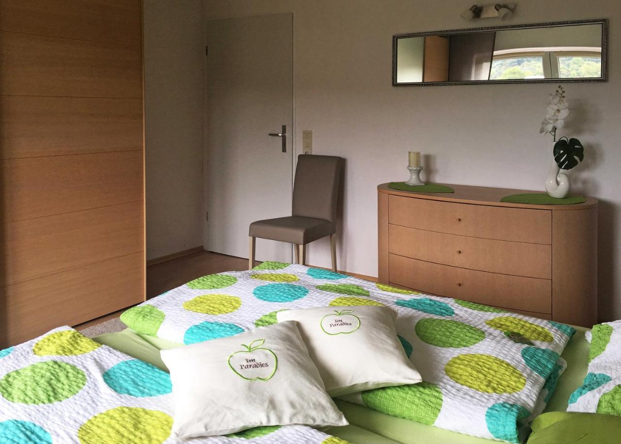 Ferienwohnung Im Paradies Momlingen Exterior foto